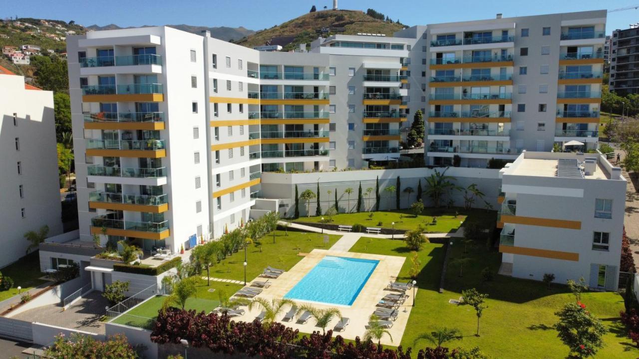 Rainbow Apartment By Lovelystay Funchal  Ngoại thất bức ảnh