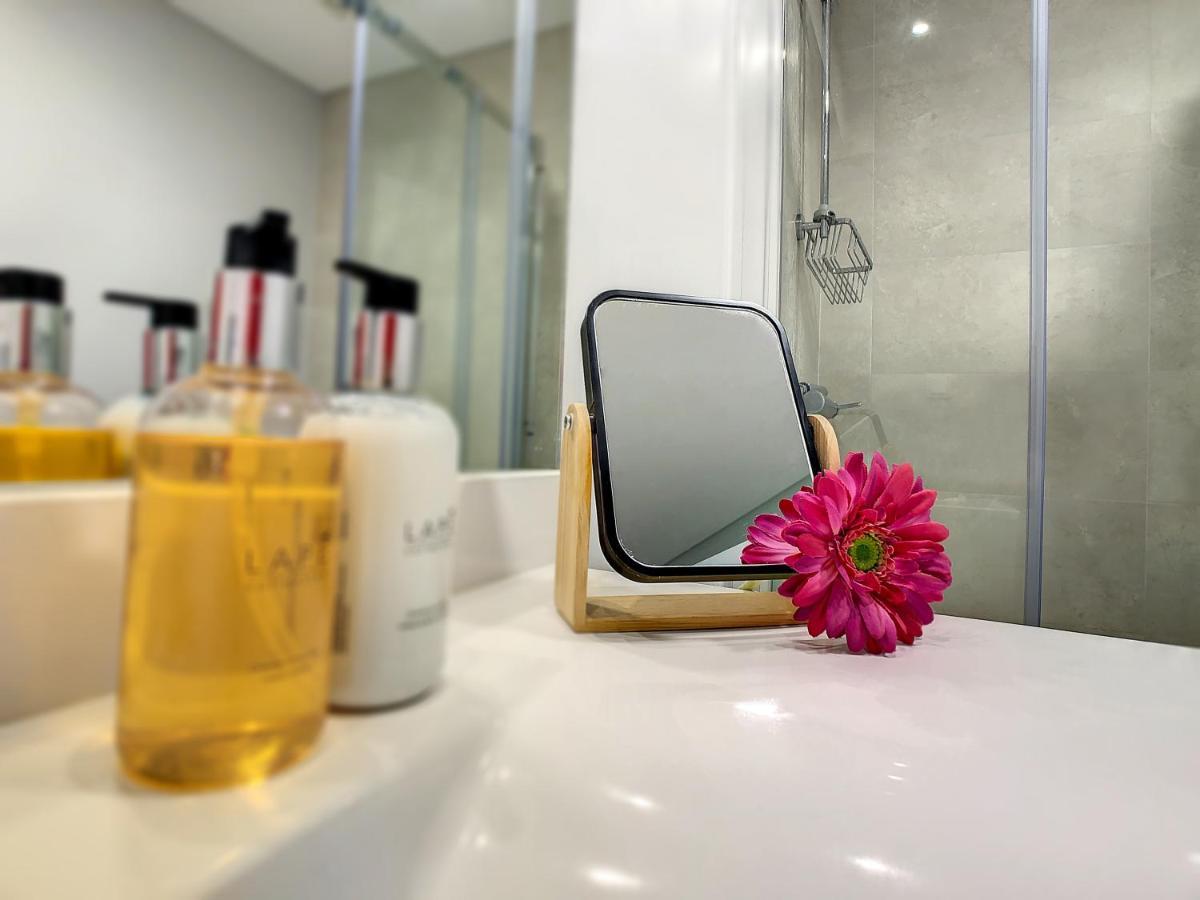 Rainbow Apartment By Lovelystay Funchal  Ngoại thất bức ảnh
