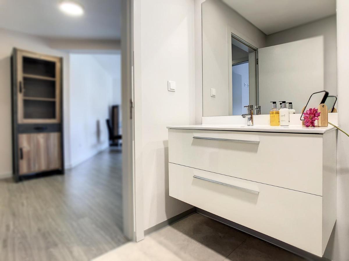 Rainbow Apartment By Lovelystay Funchal  Ngoại thất bức ảnh